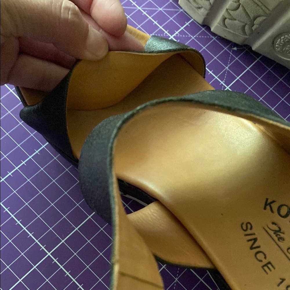 Kork-Ease Black and Yellow Sandals Minimalist Comfort. - Picture 8 of 9